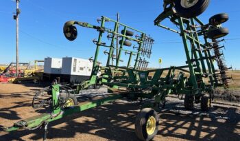 JD 2210 FIELD CULTIVATOR $22,500