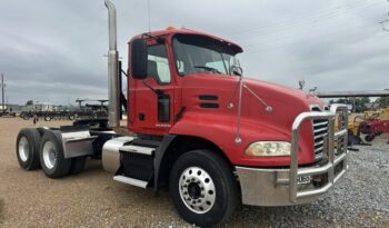 2015 MACK DAY CAB $23,500